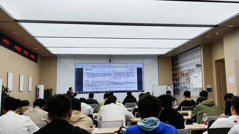 中建八局（上海）與蔚建科技聯合舉辦施工機器人技能培訓大賽(圖7)