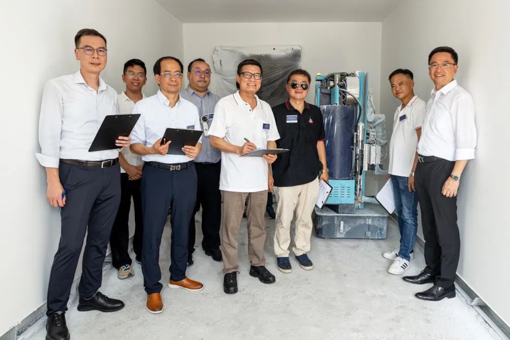 蔚建噴涂機(jī)器人亮相首屆粵港澳建筑機(jī)器人大賽(圖4)